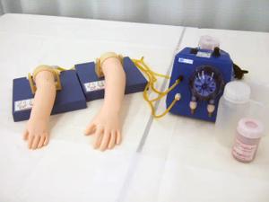 小児の手背静脈注射シミュレータ